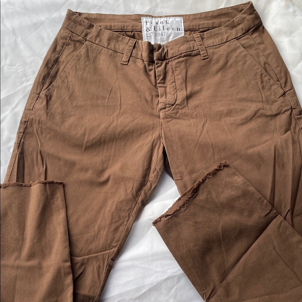 Frank & Eileen Cropped Ankle Pants in Brown